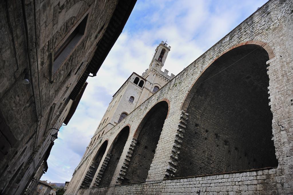 La Signora Dei Fiori Apartment Gubbio